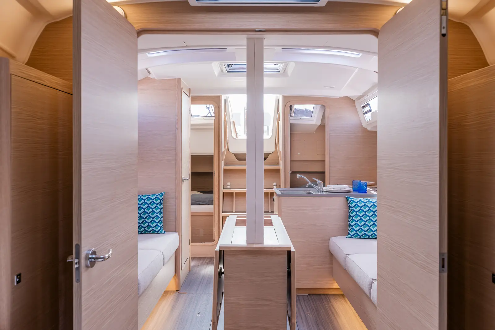 Sunsail 37.3 Premium Plus, Foto 9