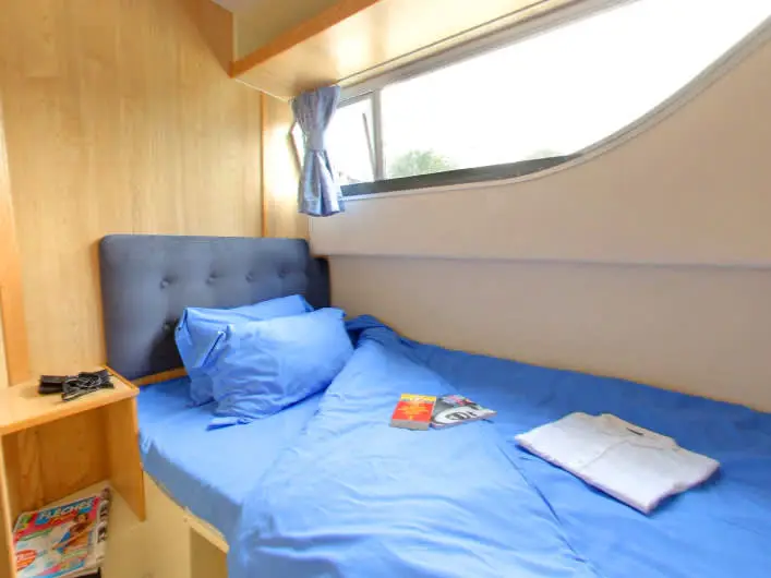 Salsa B - Comfort 10, Interior image