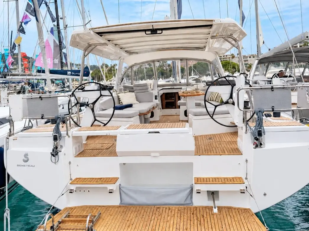 Sunny, Oceanis 52