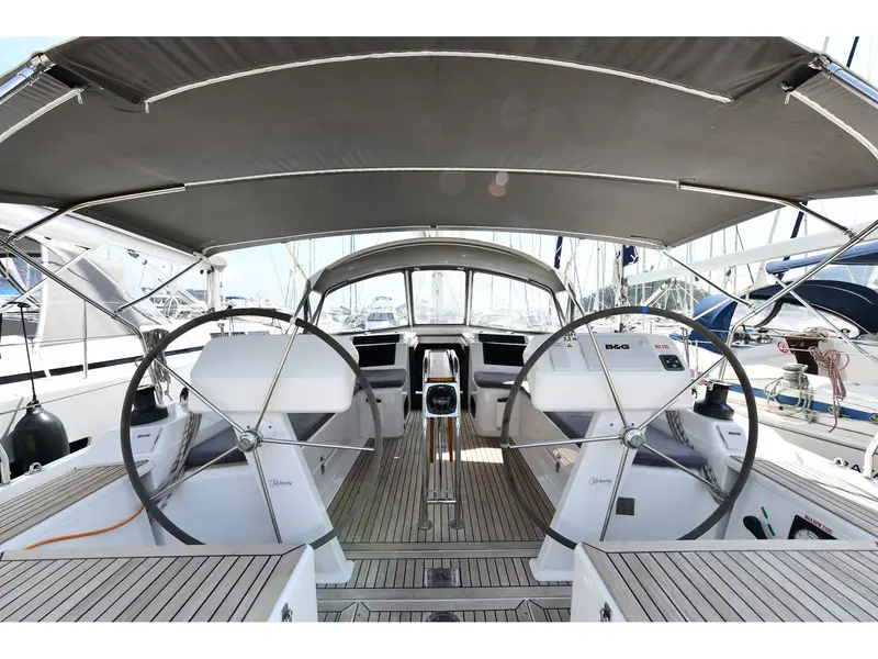 SARISU, Hanse 458