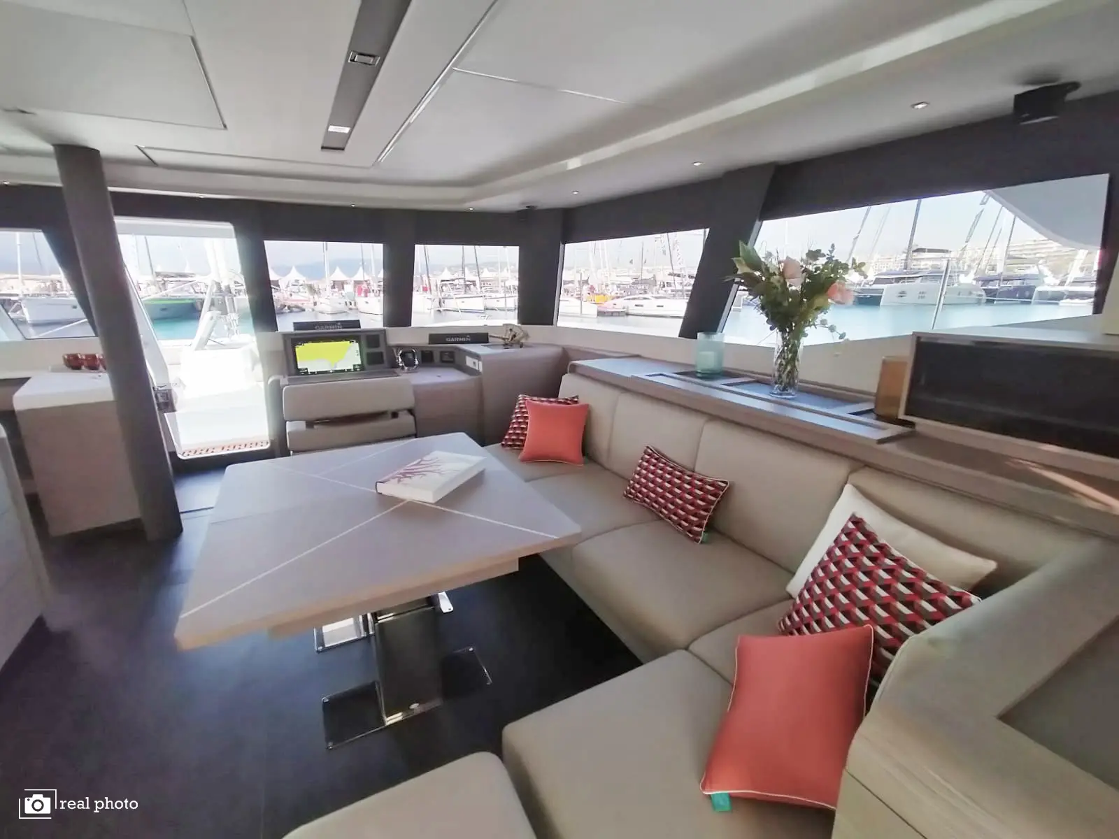 Libertà - Luxury Catamaran, A/C, Generator, Water maker, Solar panel, Interior image