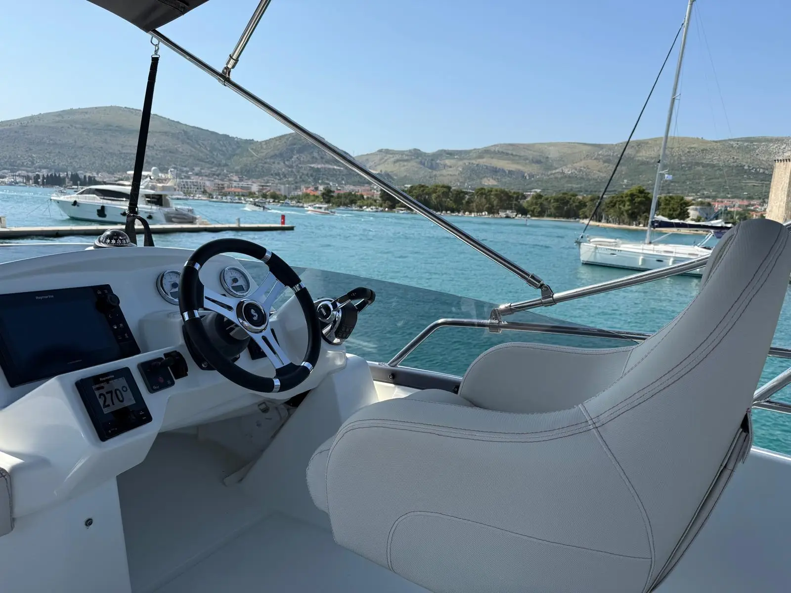 Antares 36, Foto 20