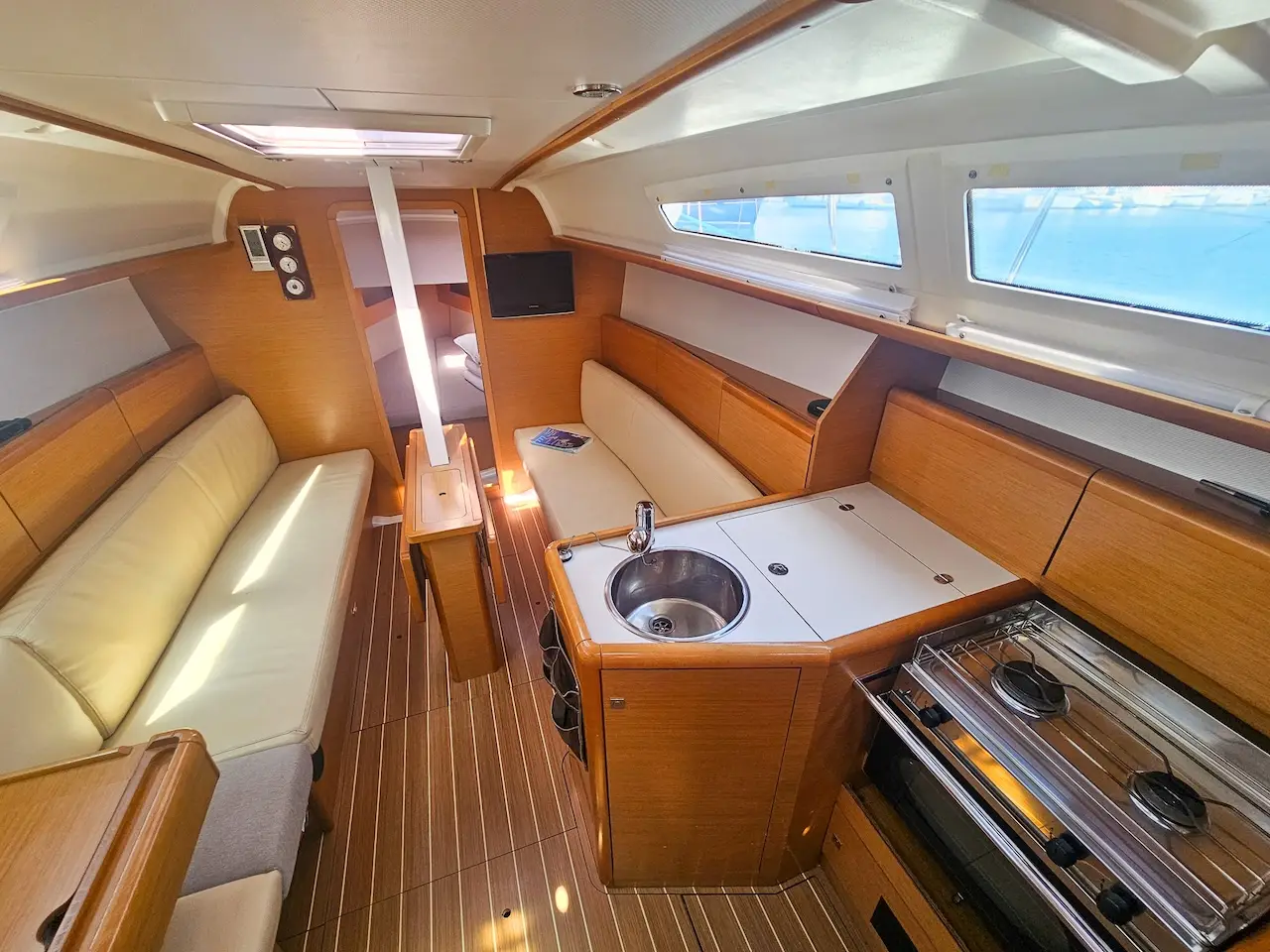 Energy, Interior image