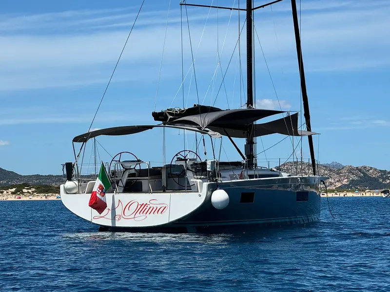 Ottima - Premium Crewed line, Main image