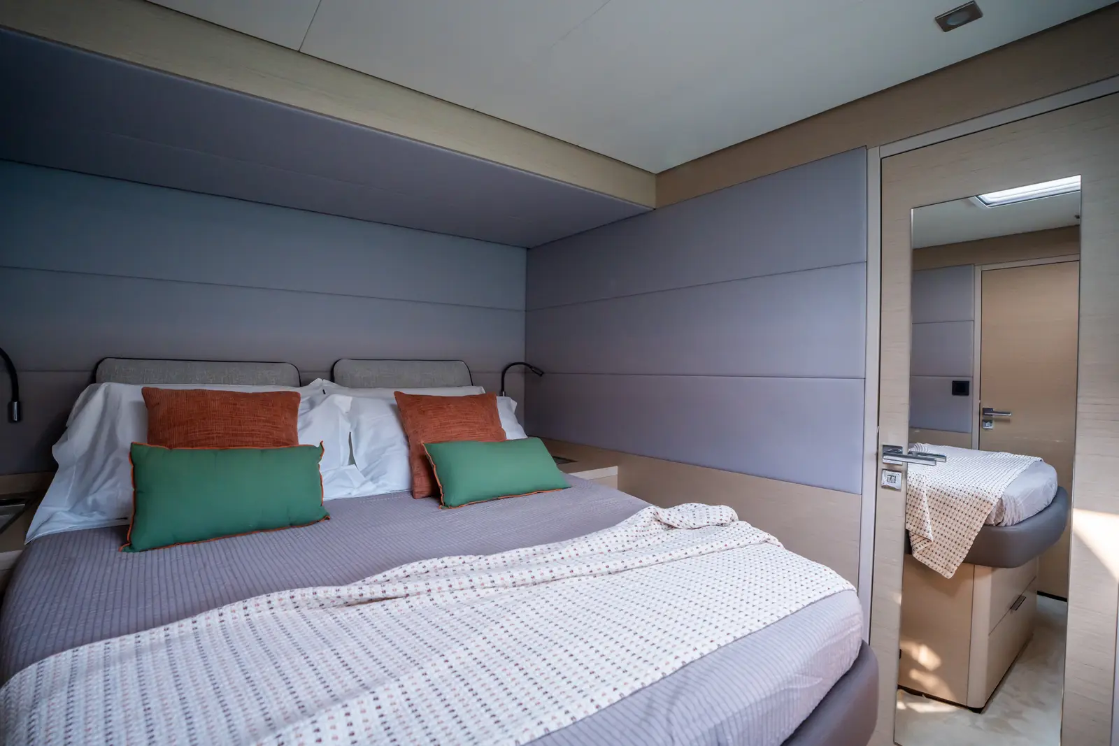 SAILUXE - Strafico, Cabin