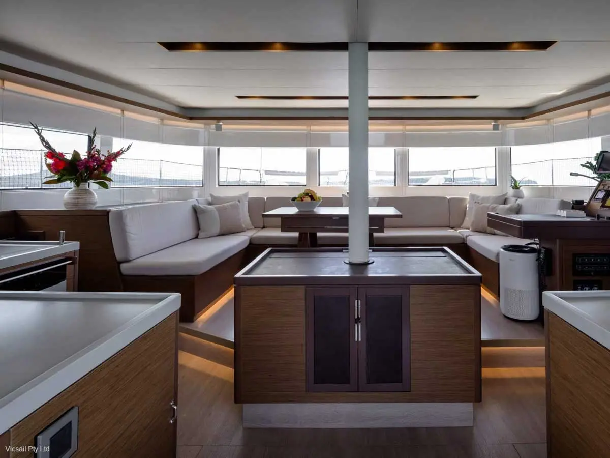Ocean Mist, Interior image