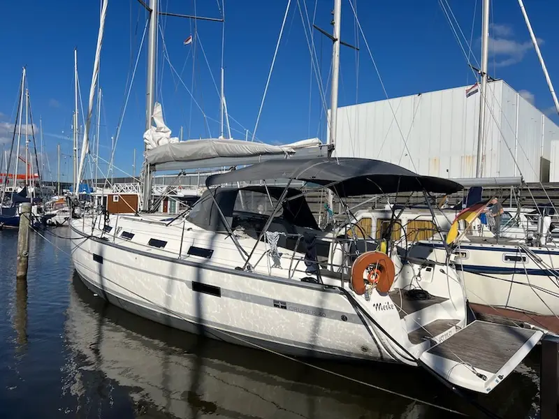 Meike, Main image