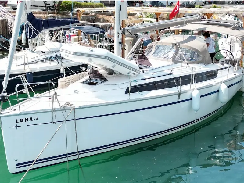 Luna 2, Bavaria 34 Cruiser