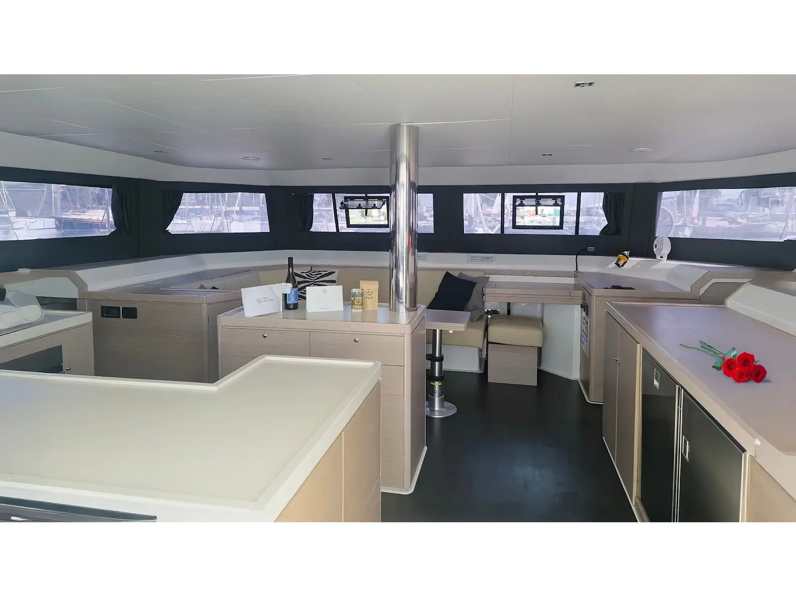 Danai - Skippered, Interior image