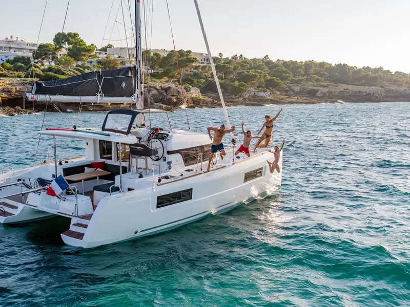 PUSSYCAT, Lagoon 40