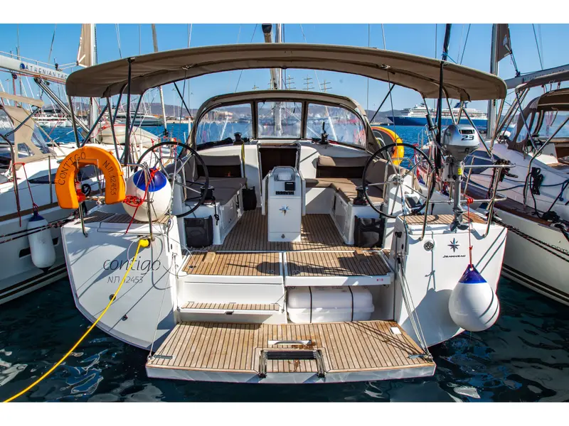 CONTIGO, Sun Odyssey 490