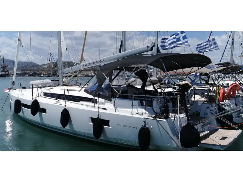 Marina 2, Sun Odyssey 490