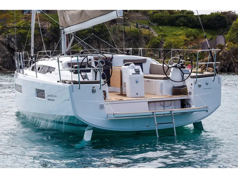 Sirius II, Sun Odyssey 410