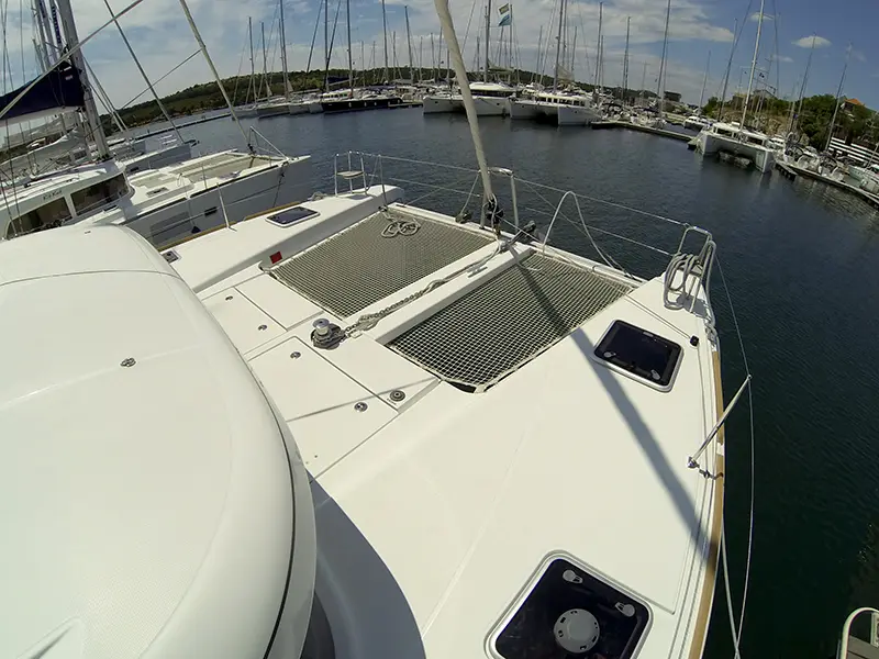 Bob Cat, Lagoon 39