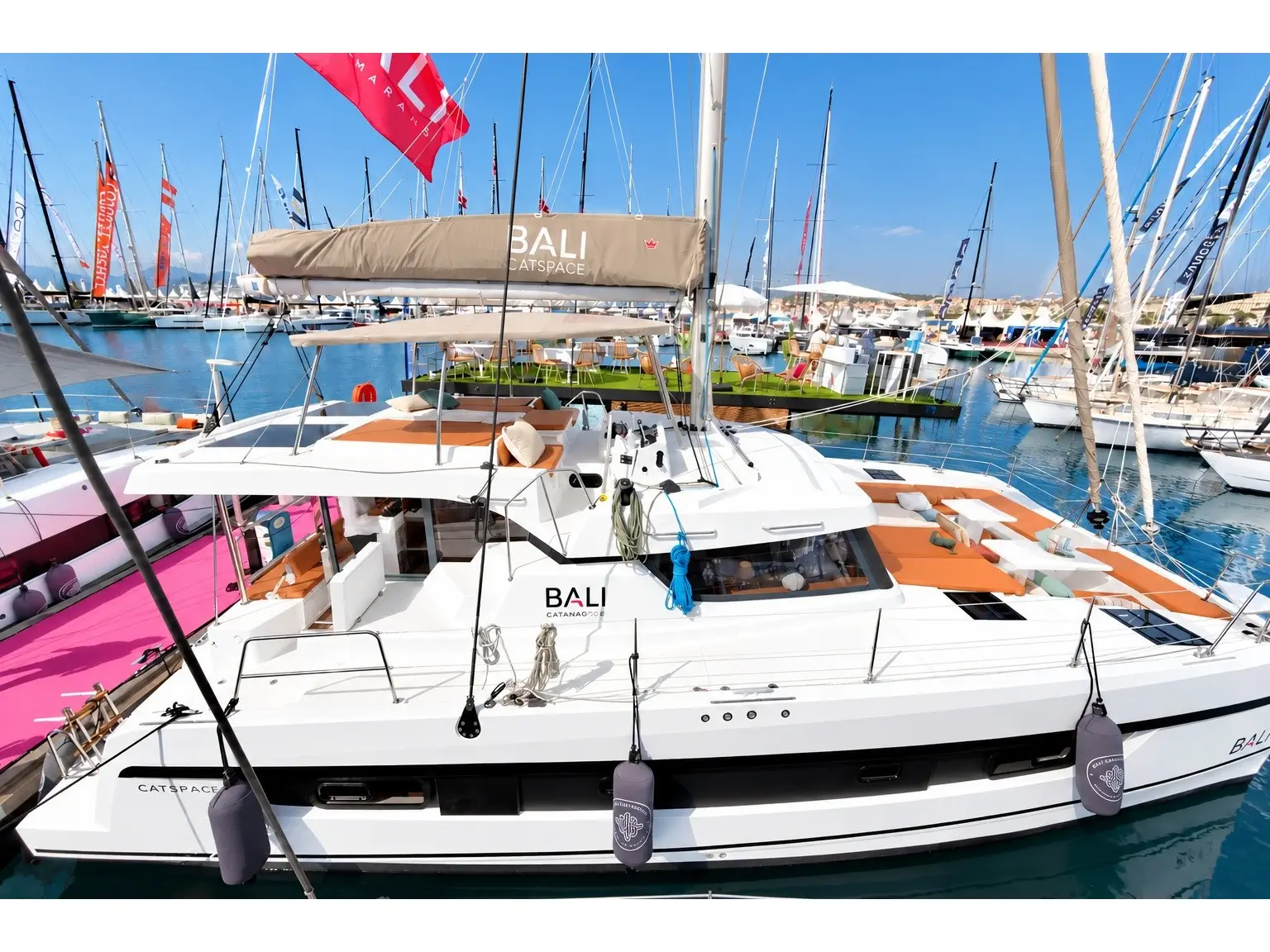 El Lucky - Brand New 2027 Design, Bali Catspace