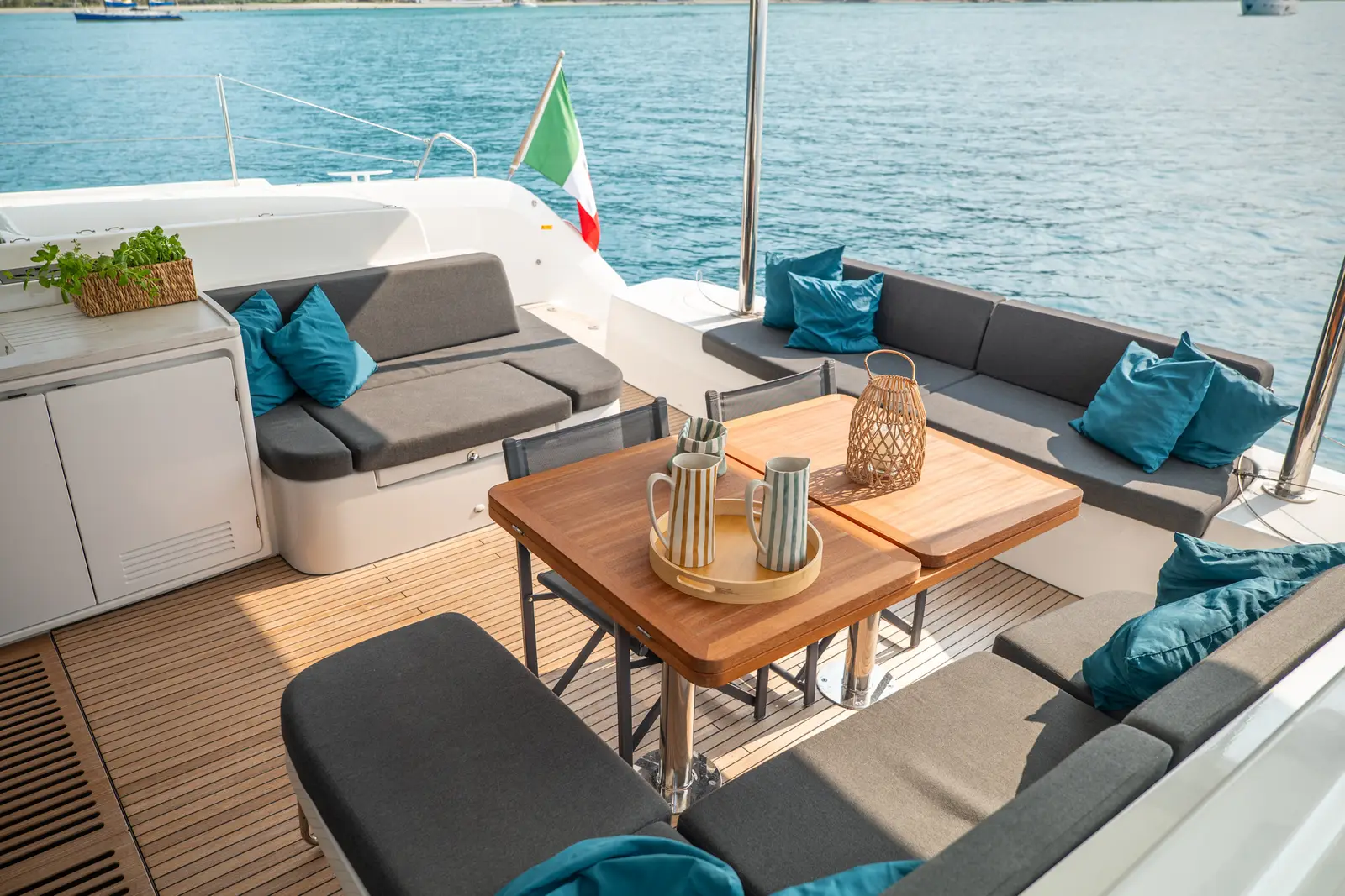 SAILUXE - Clementina, Cockpit