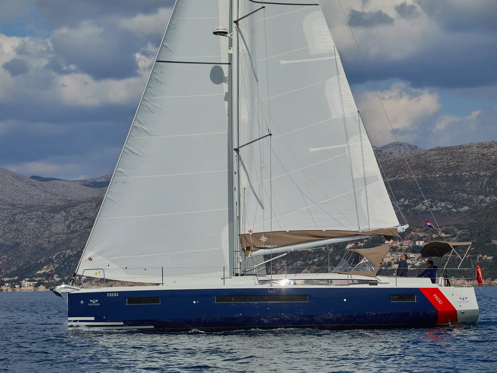 FREKI, Sun Odyssey 490