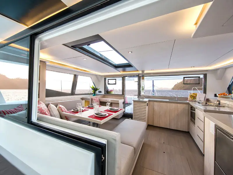 Moorings 4500L/10 Exclusive, Interior image