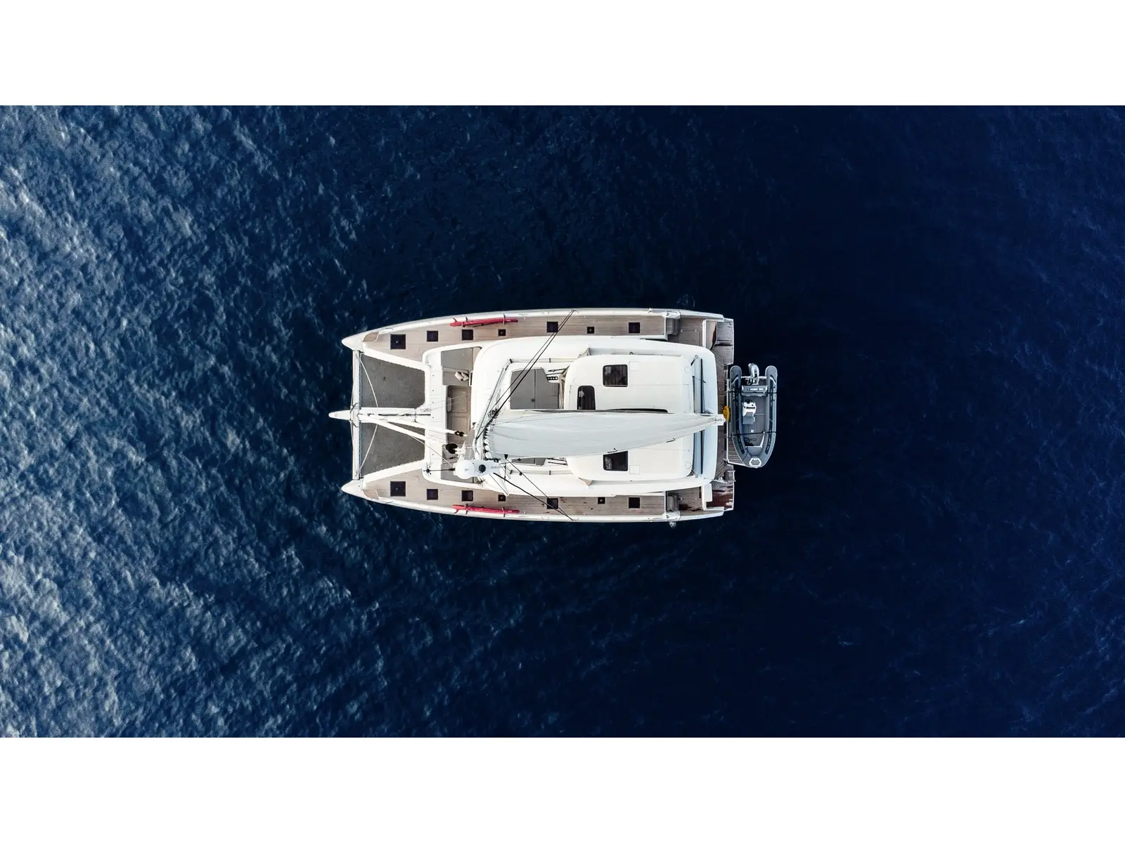 SUNNY DREAM (Fully Crewed), Main image