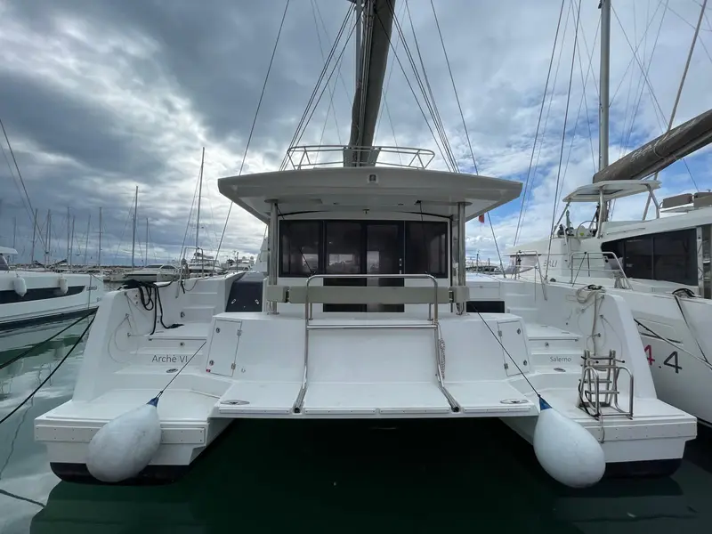 Arche VI, Bali 4.6