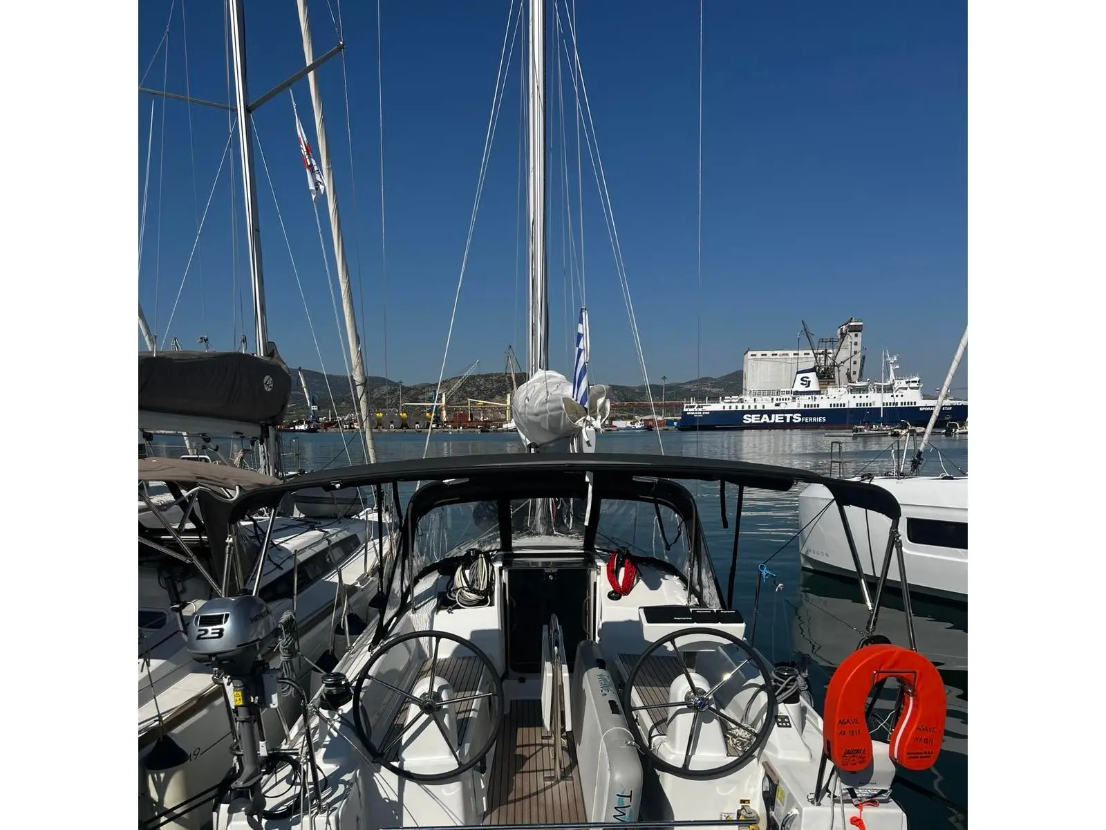 Agavi, Oceanis 30.1