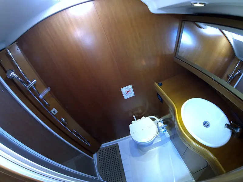 Pingala, Bathroom