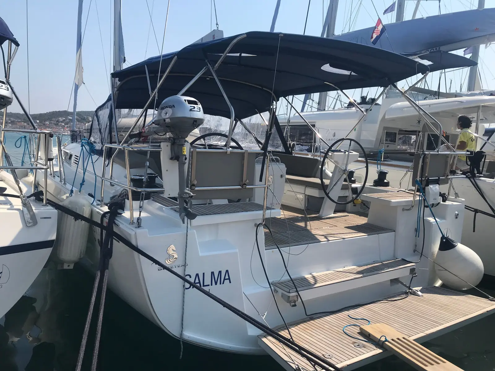 Salma, Foto 2