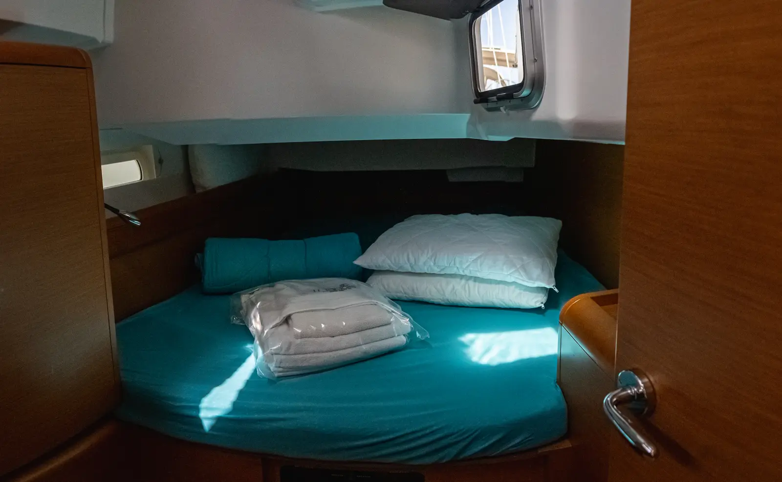 IZZI  Boat location in LEFKAS MARINA, D-marin , Foto 4