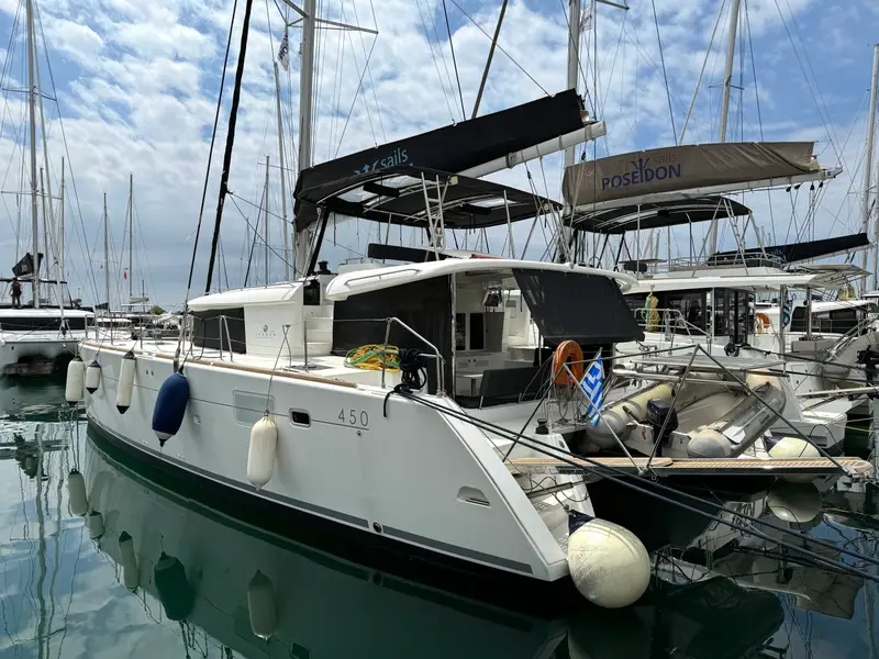 Dioni, Lagoon 450 Fly
