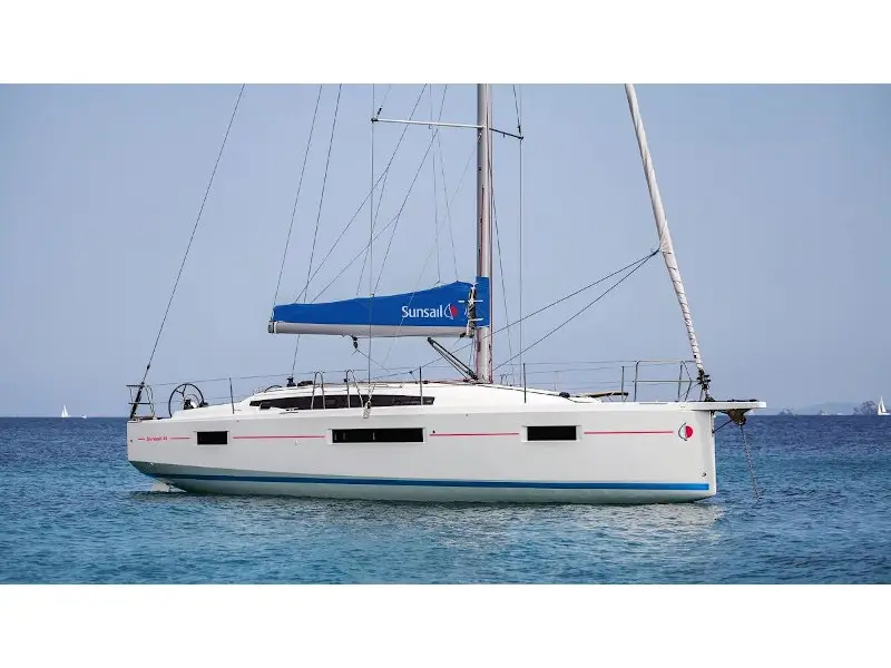 Sunsail 410 Classic, Main image