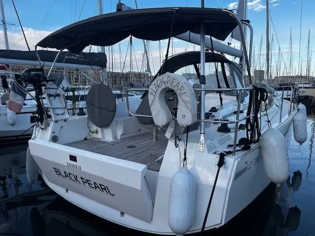 Black Pearl, Main image