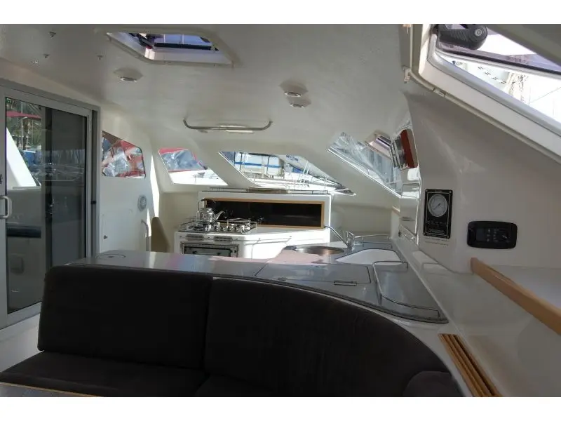 Alboran Ron Punch (Cabo Verde), Interior image
