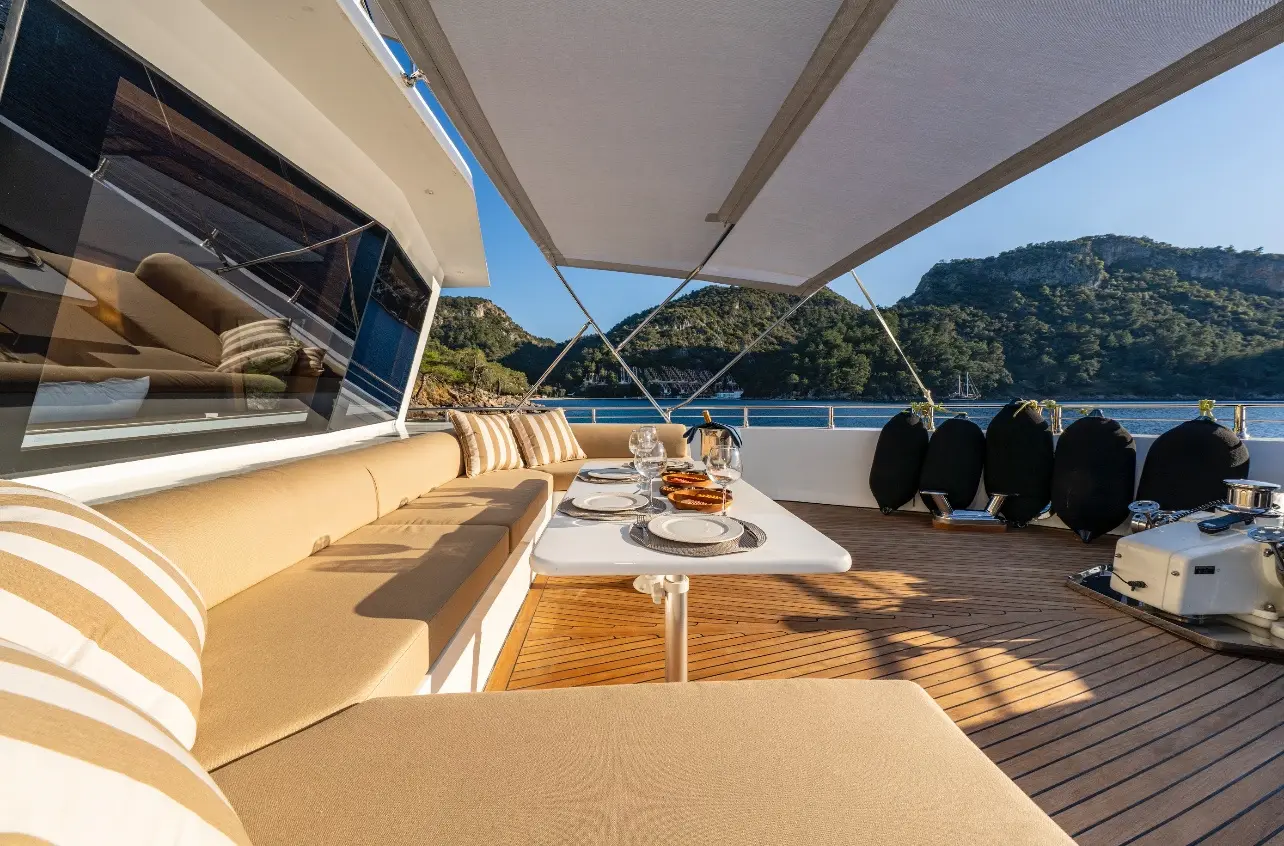 Lila Trawler, Foto 21