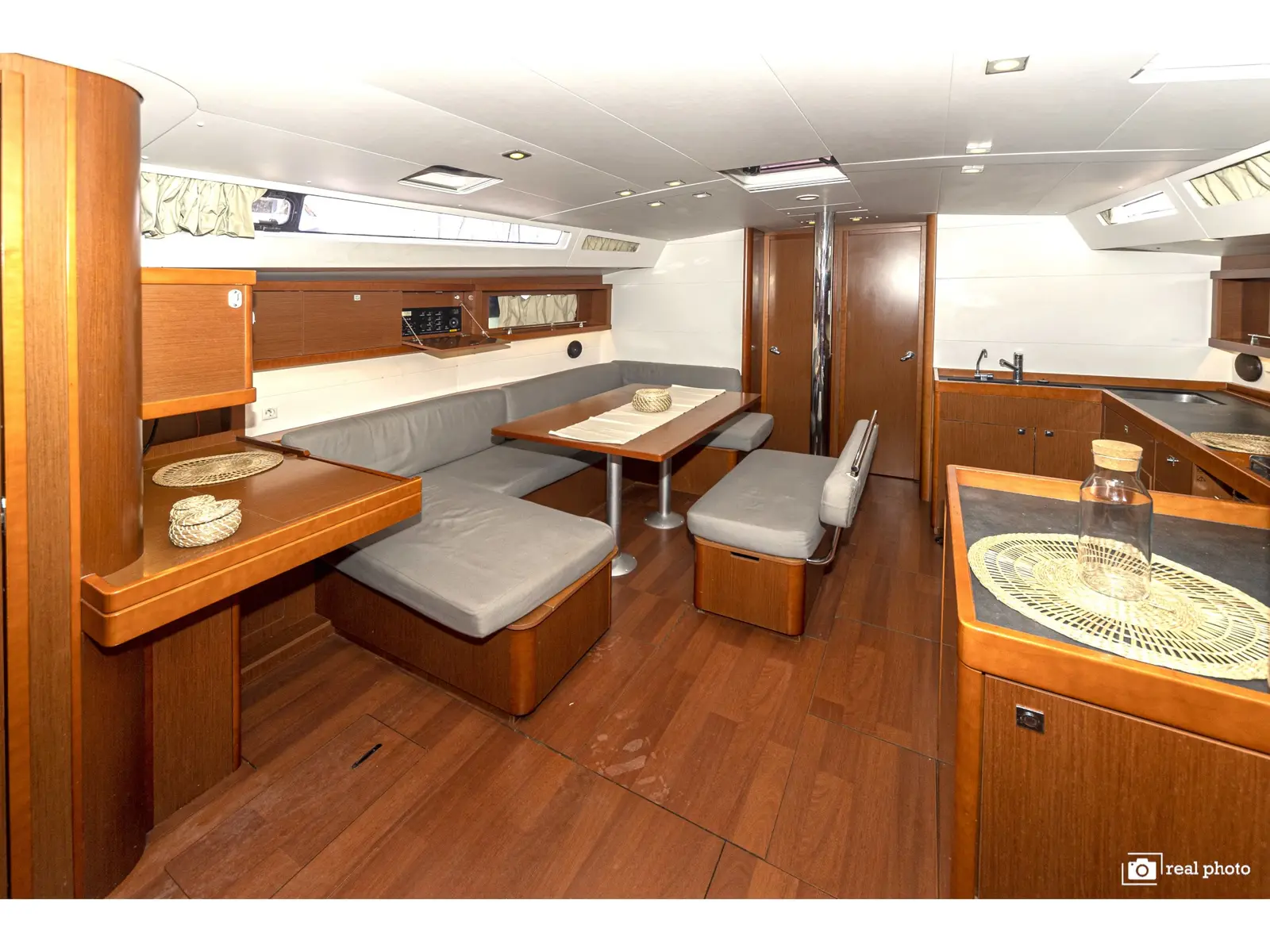 Anthea - Solar Panel, Interior image