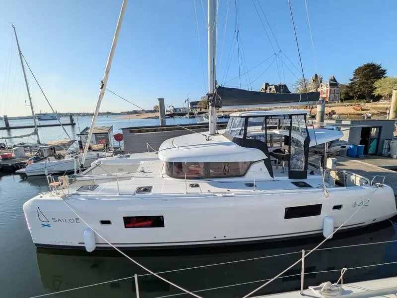 Zannannan, Lagoon 42