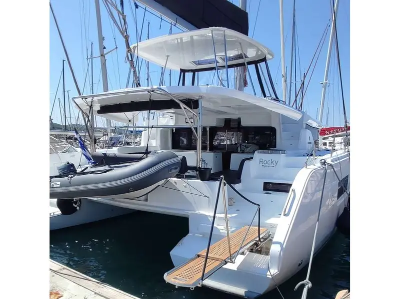 Rocky, Lagoon 46