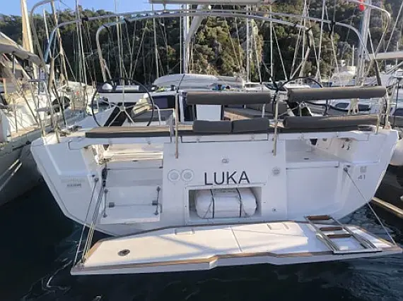 Luka, Dufour 41