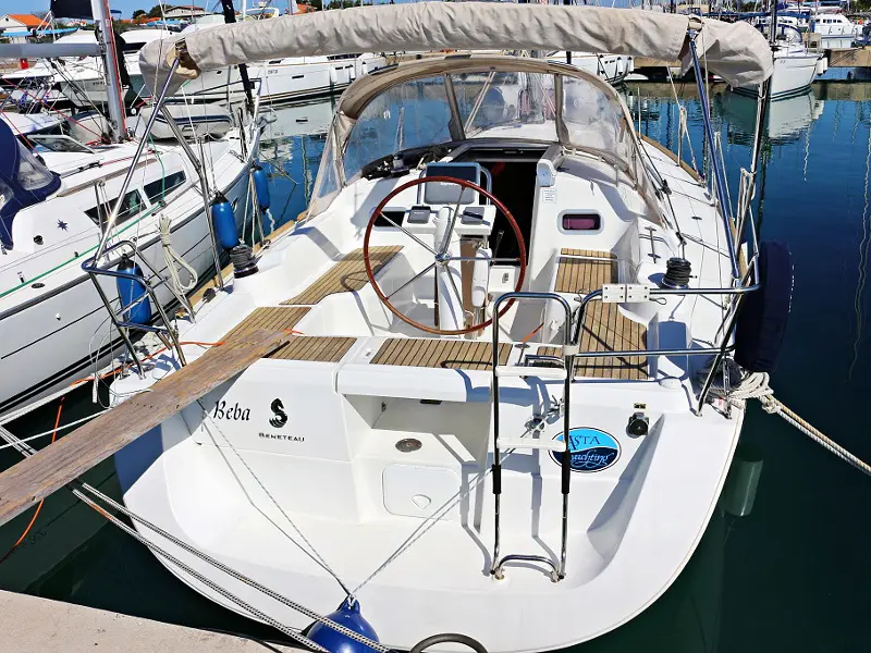 BEBA, Exterior images