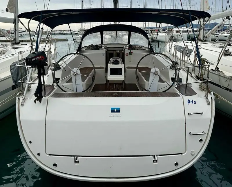 Arta, Main image