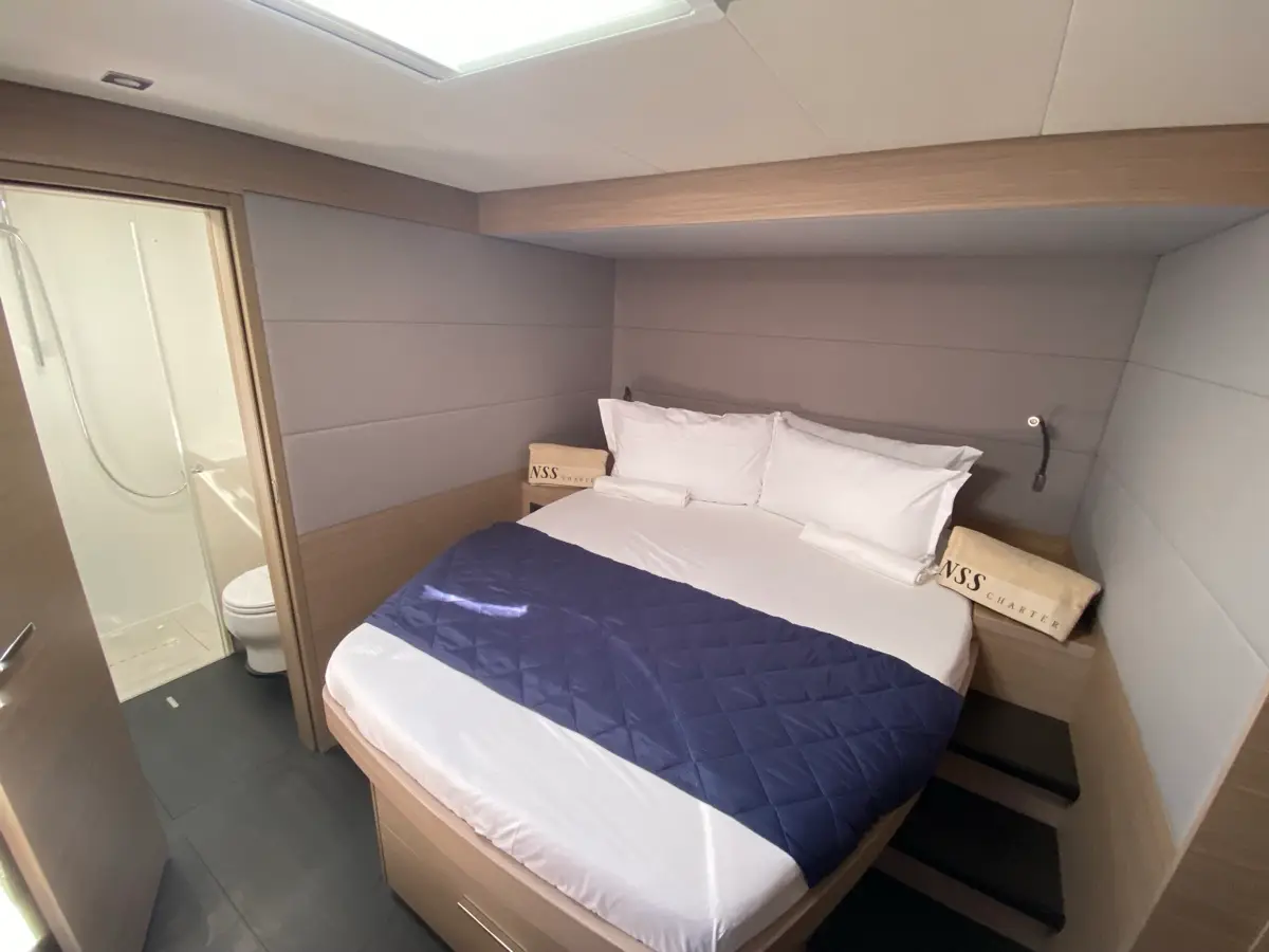 The Moon - FIRST CLASS, Foto 13
