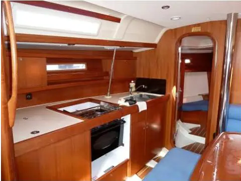 My Dream, Interior image