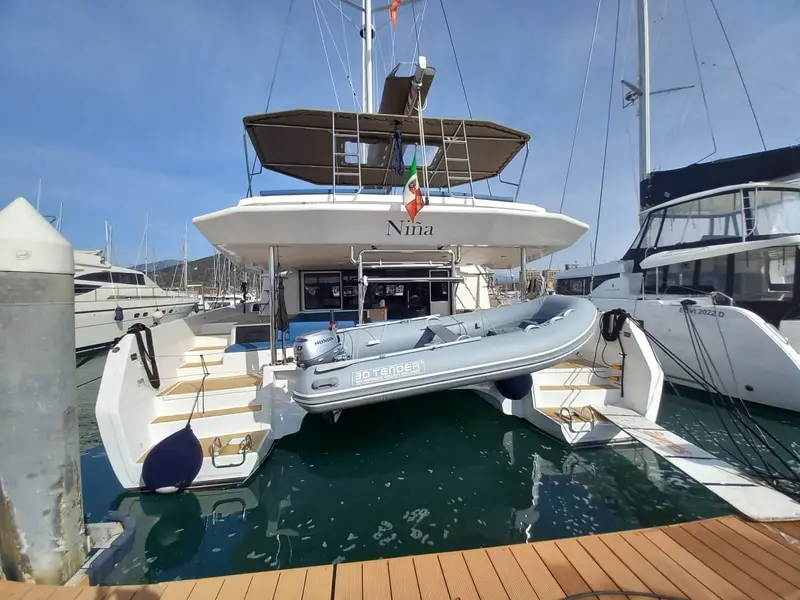 Niña, Dufour Catamaran 48