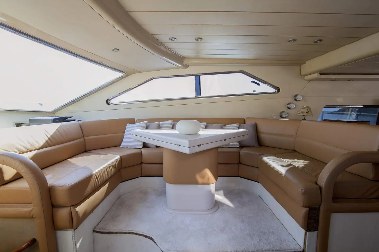 Ferretti, Foto 8