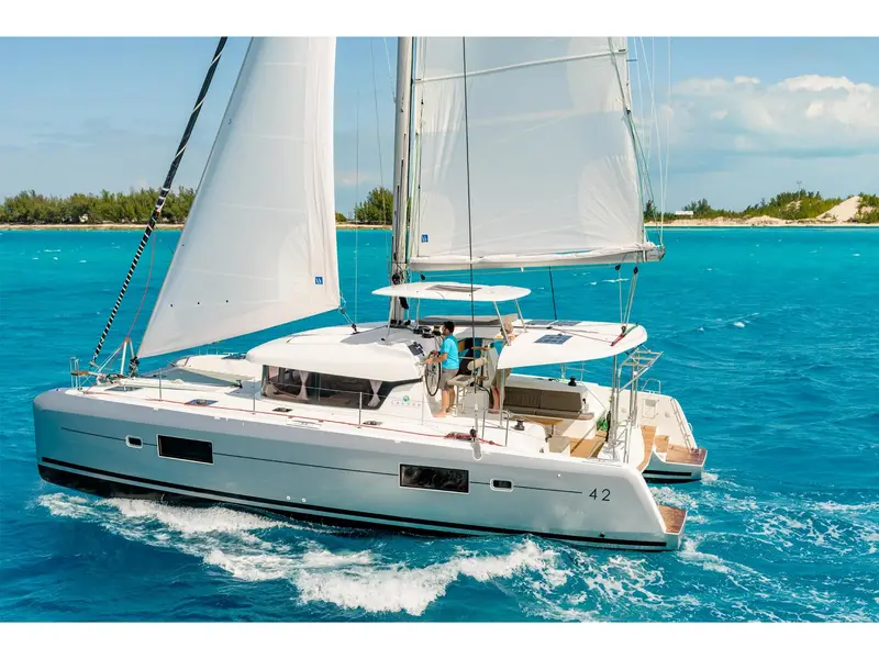 Frangy, Lagoon 42