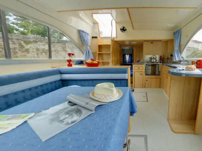 Tango - Comfort 7, Interior image