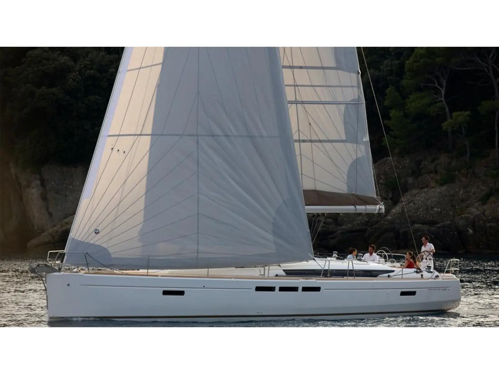 Lucky Slot - (A/C - Generator - Refit 2024), Main image