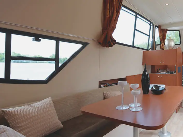 Minuetto - Comfort 4, Interior image