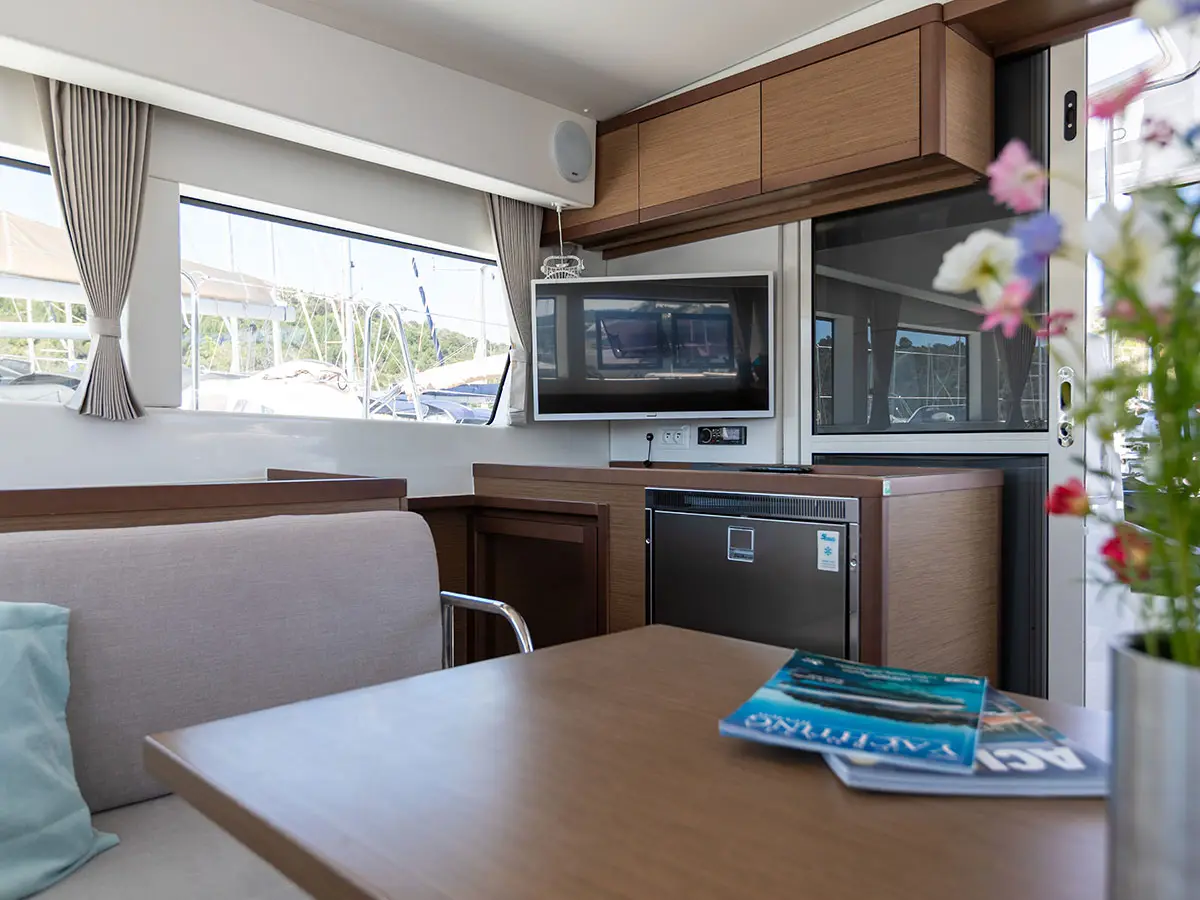 MONARCH 2020 (air condition, generator), Foto 15