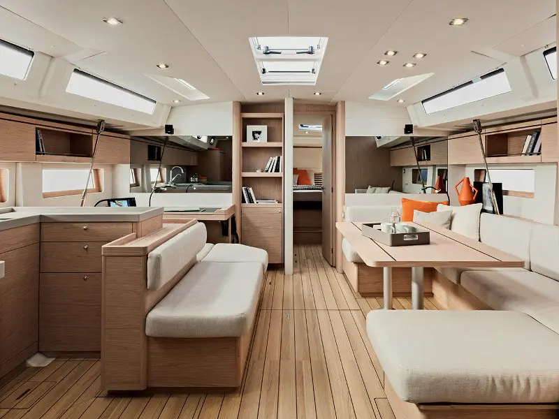 Mythodea, Interior image