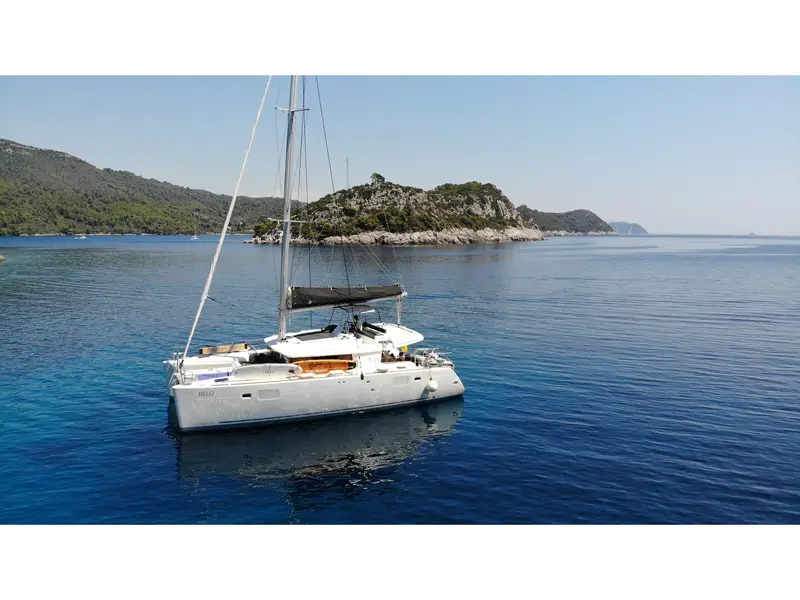 BELO, Lagoon 450 Fly